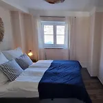 Zollhaus 65