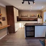 Zollhaus 65 *
